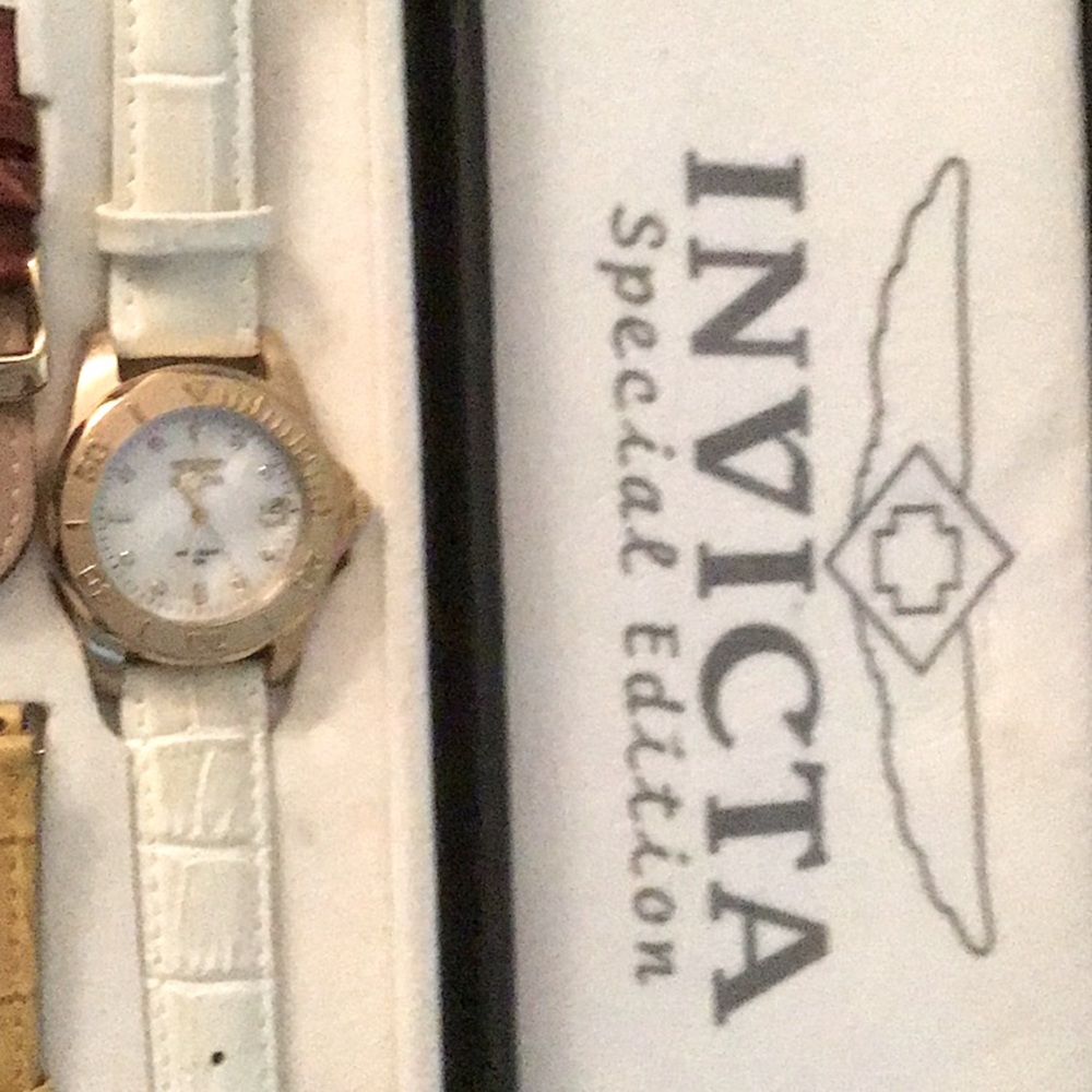 Invicta Special Edition Model #0559 Stanless Steel Vintage Item